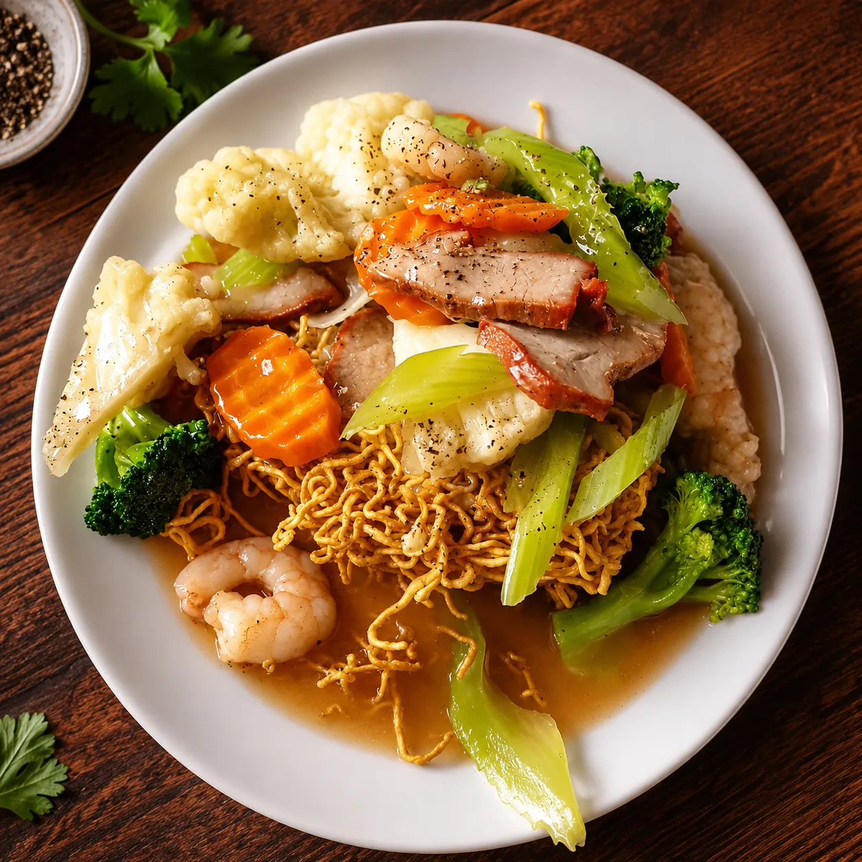 Best chow mein in Saskatoon, SK at Bun's House Restaurant
